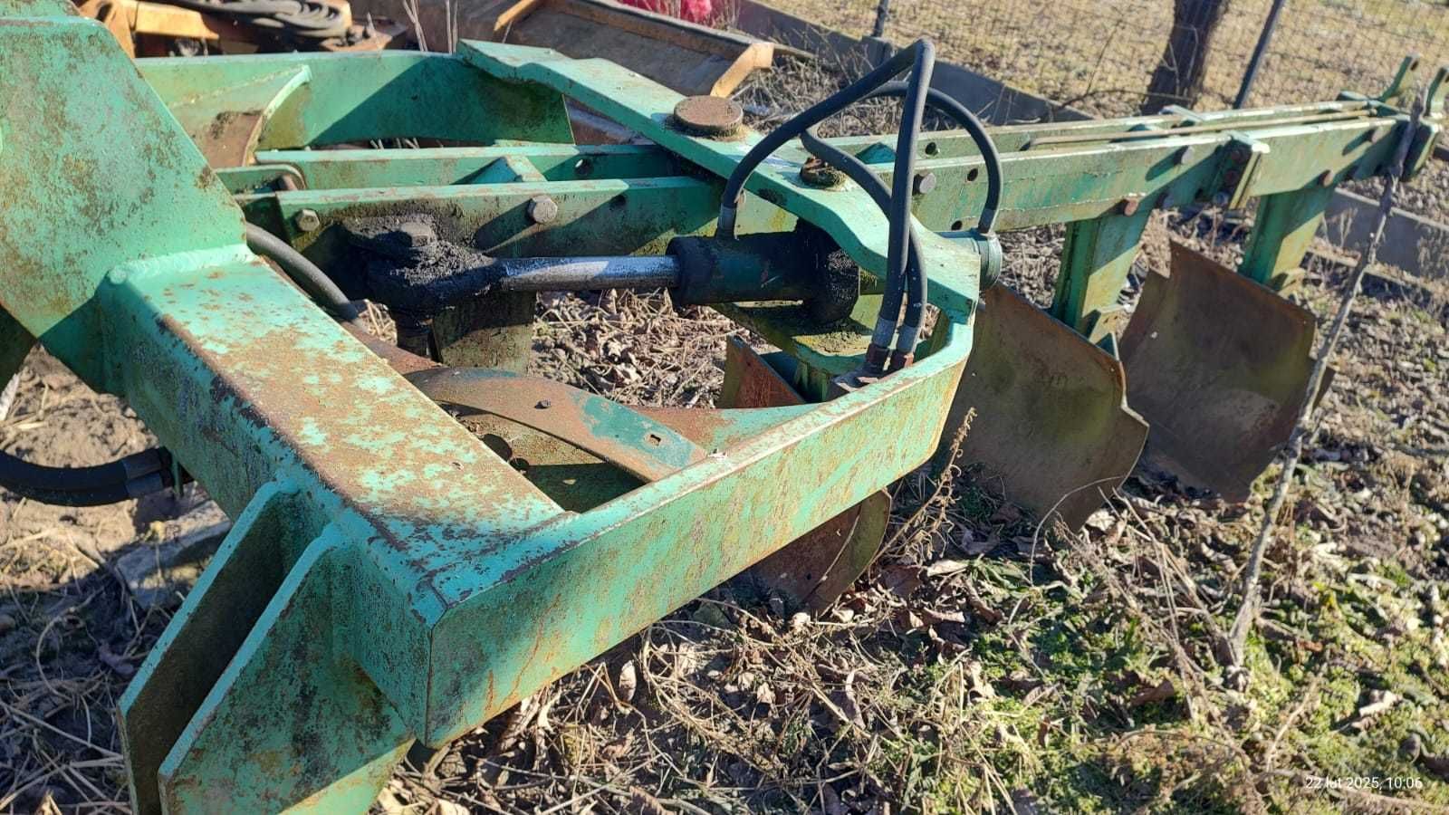 pług wahadłowy 4 skibowy TARKOM
