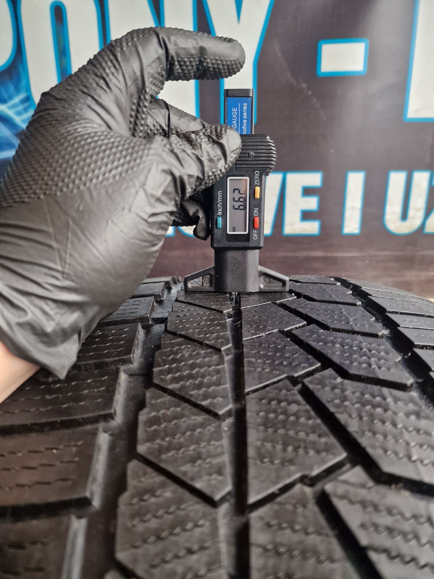 Opona zimowa 245/40/19 V XL 98V Continental Ranflat Pojedyncza 6.6mm