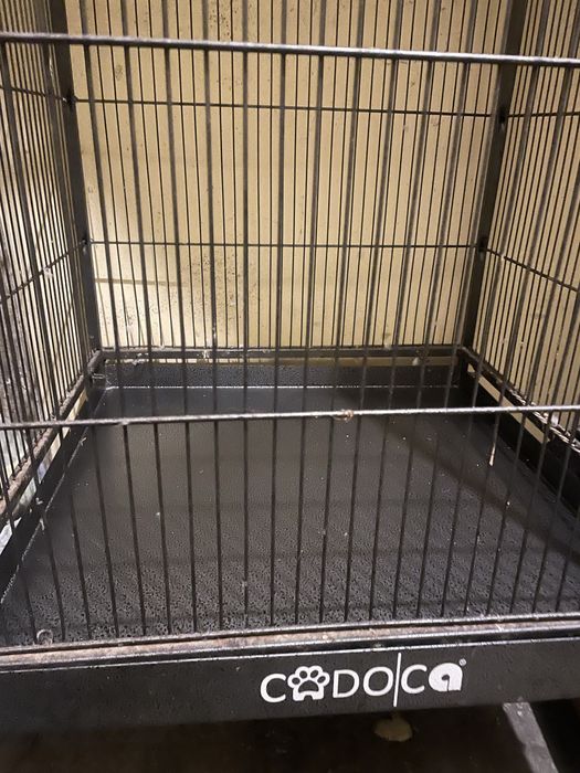 Sprzedam dużą klatke dla papugi