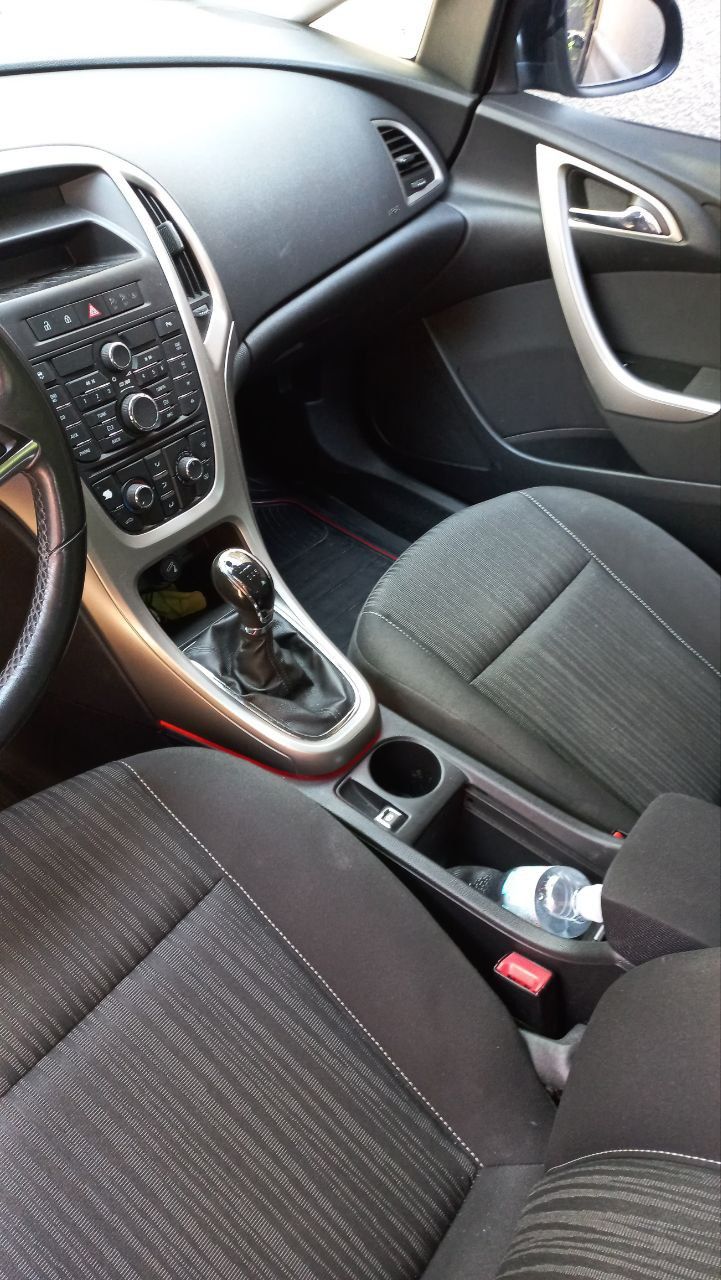 Автомобіль Opel Astra 2011р. 1.7 дизель