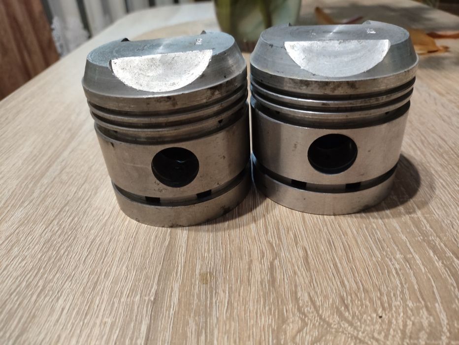 Продам поршня мт днепр