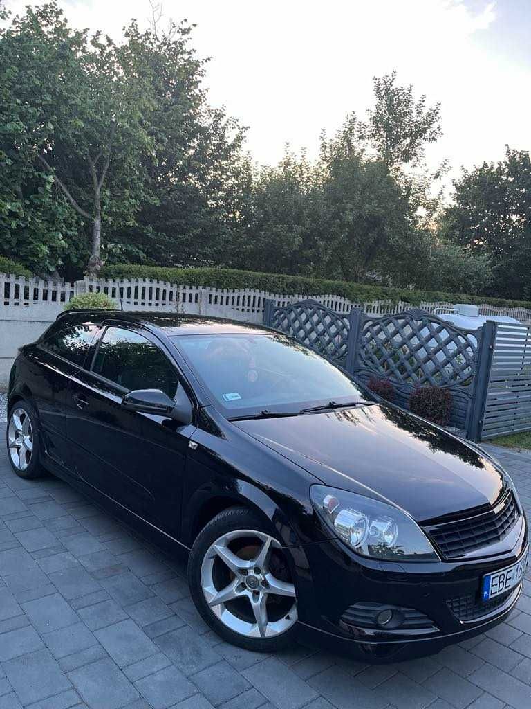 Opel Astra H GTC 1.8 140KM