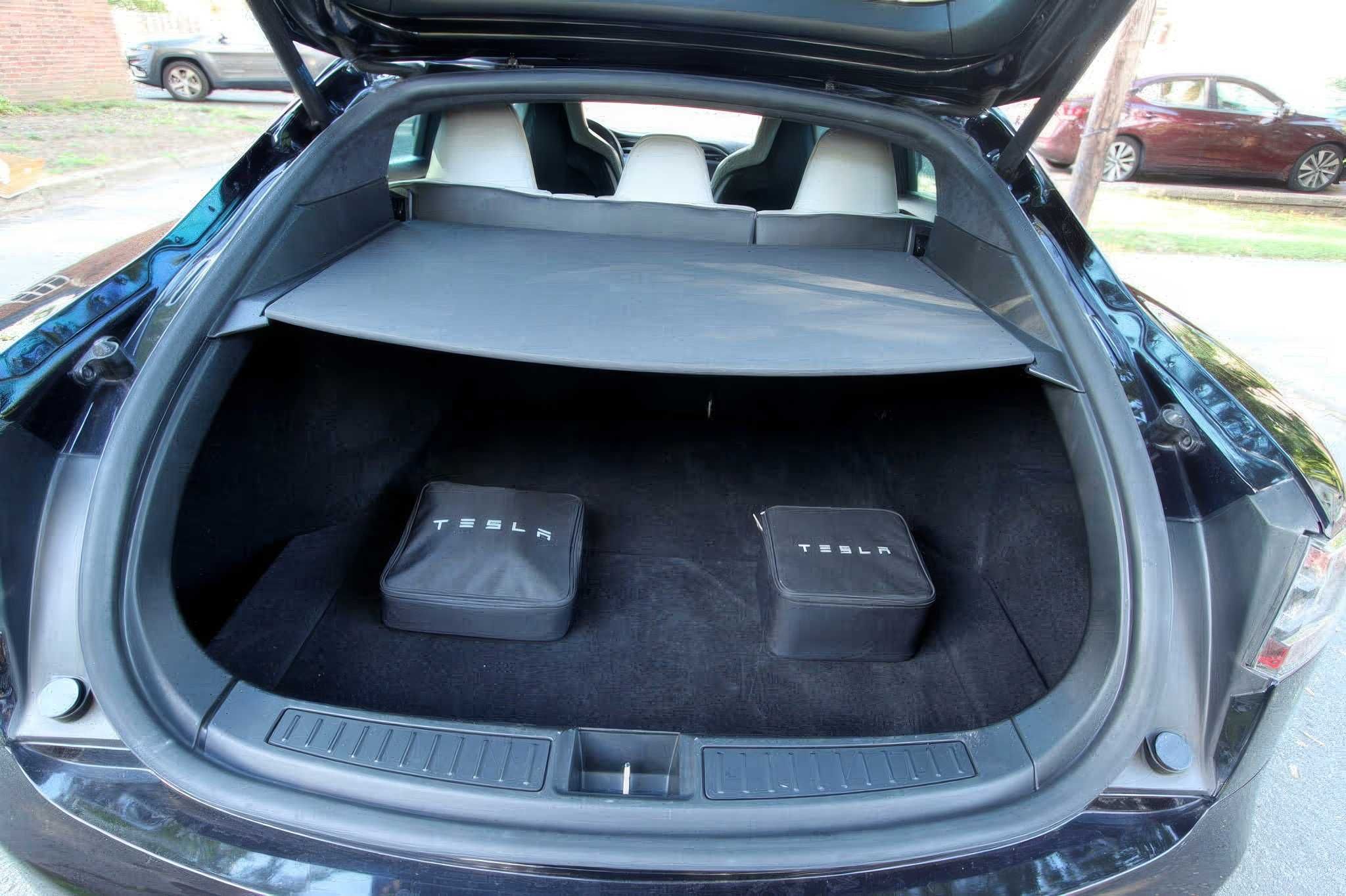 2016 Tesla Model S P90D