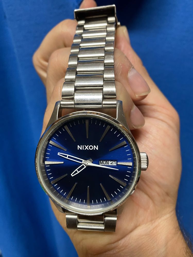 NIXON Sentry Azul: a Beleza e a Elegância num Relogio