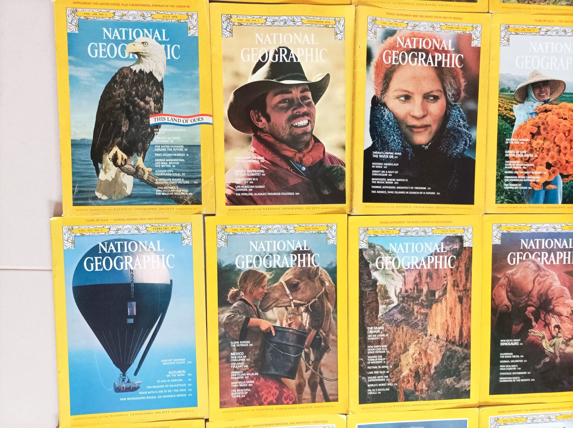 Lote de 30 revistas National Geographic antigas - Anos 70 (USA)