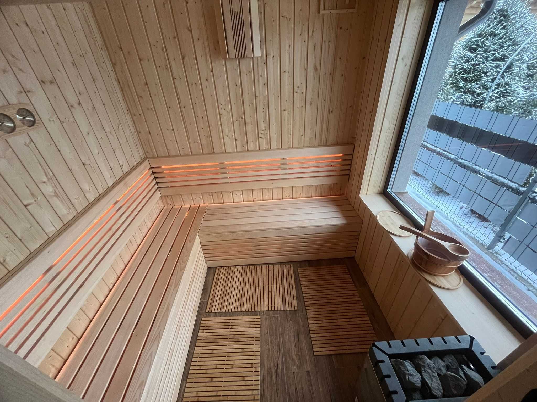 Mazury domek nad jeziorem Mikołajki, jacuzzi,sauna, basen