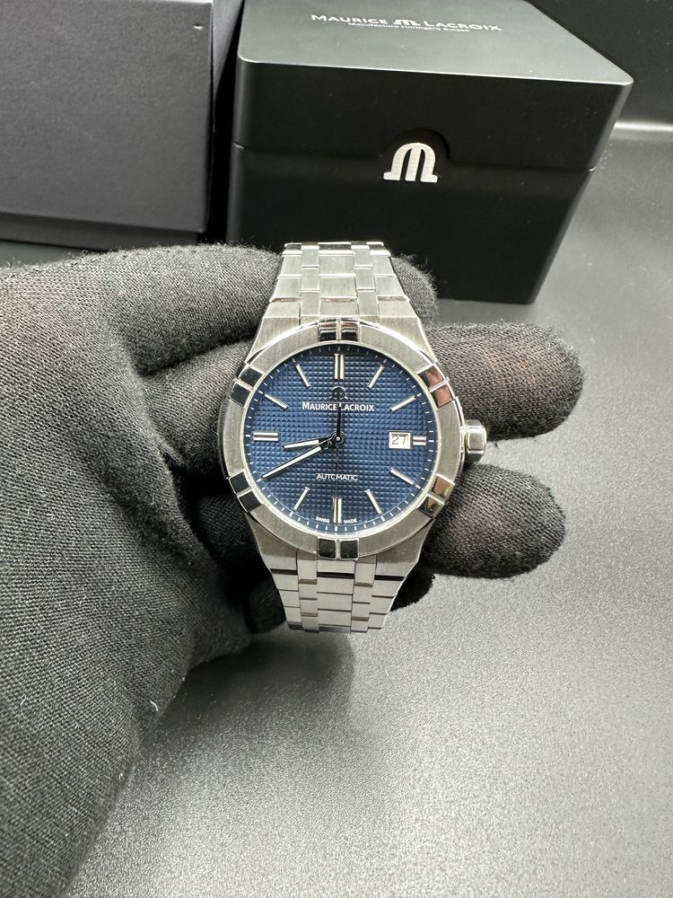 Часы мужские Maurice Lacroix Aikon Automatic механические синие