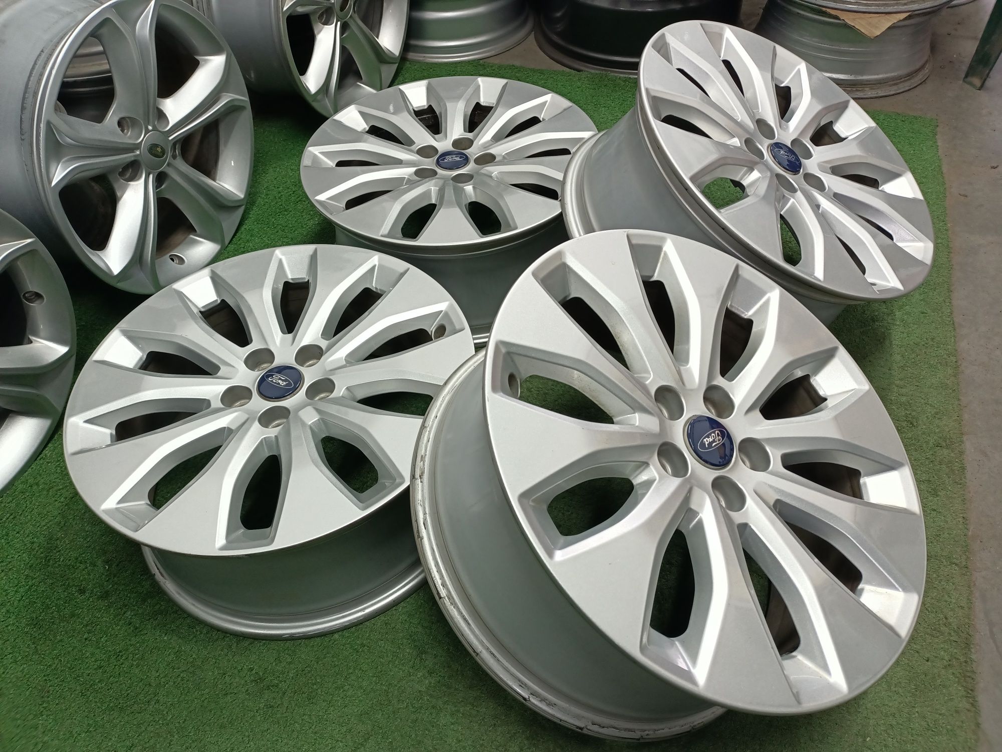 18" felgi 5x108 et45 Ford Kuga S-Max C-Max Mondeo Focus Wysyłka Volvo