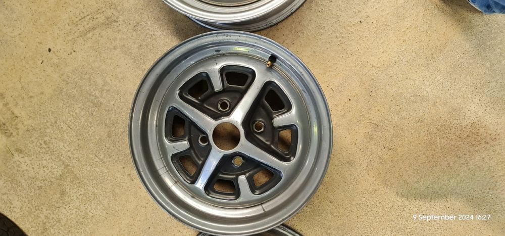 4 jantes para MGB ou BGT