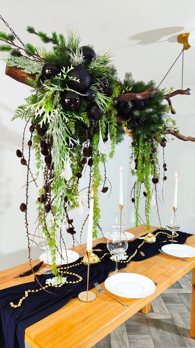 Новорічний декор, декор вітрин, авторські вироби.