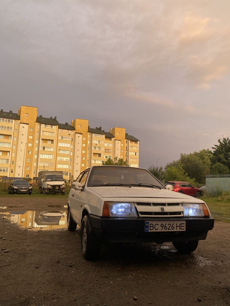 Ваз (лада,жигулі) 2108