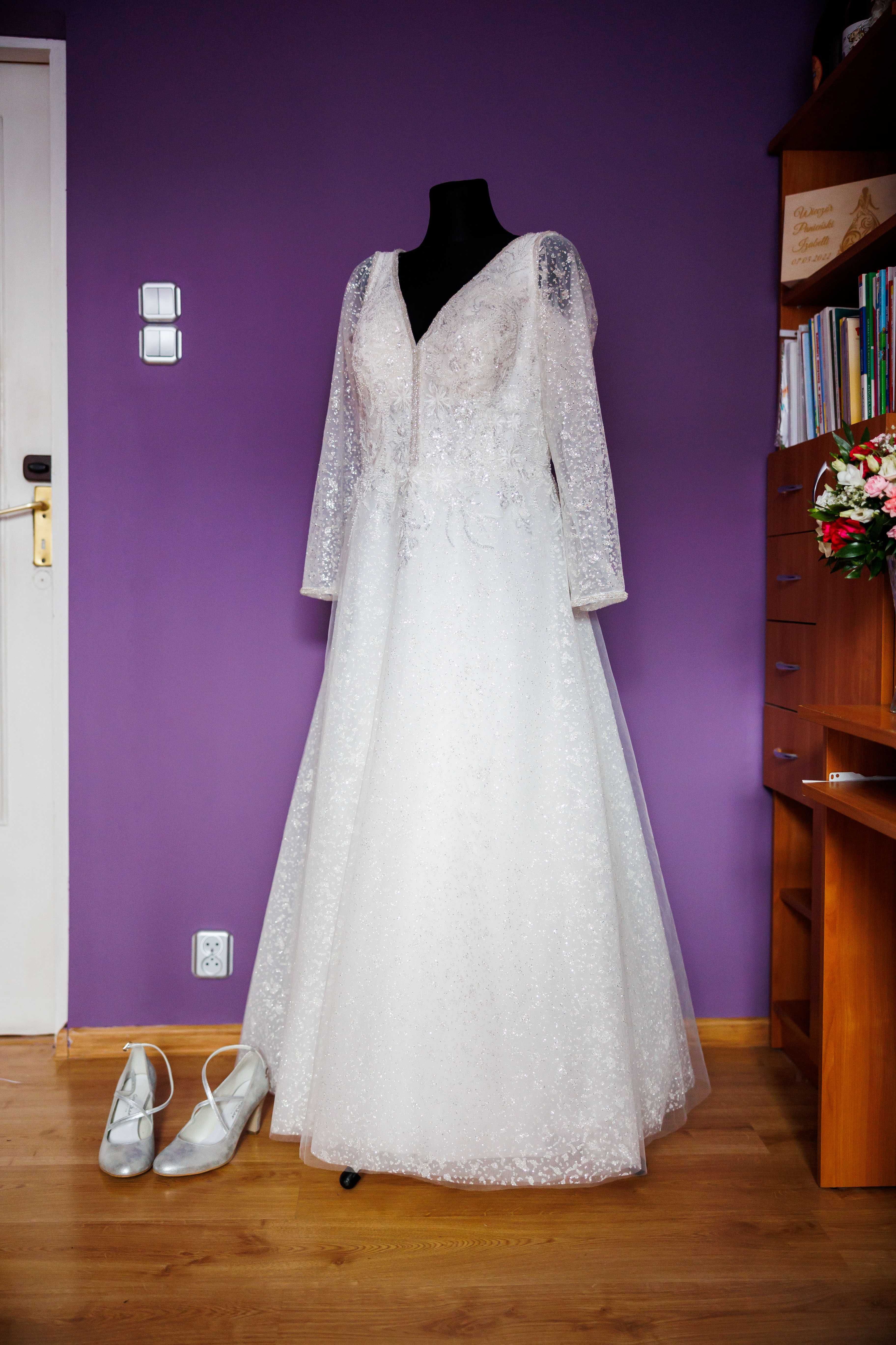 Suknia ślubna L/XL 40/42