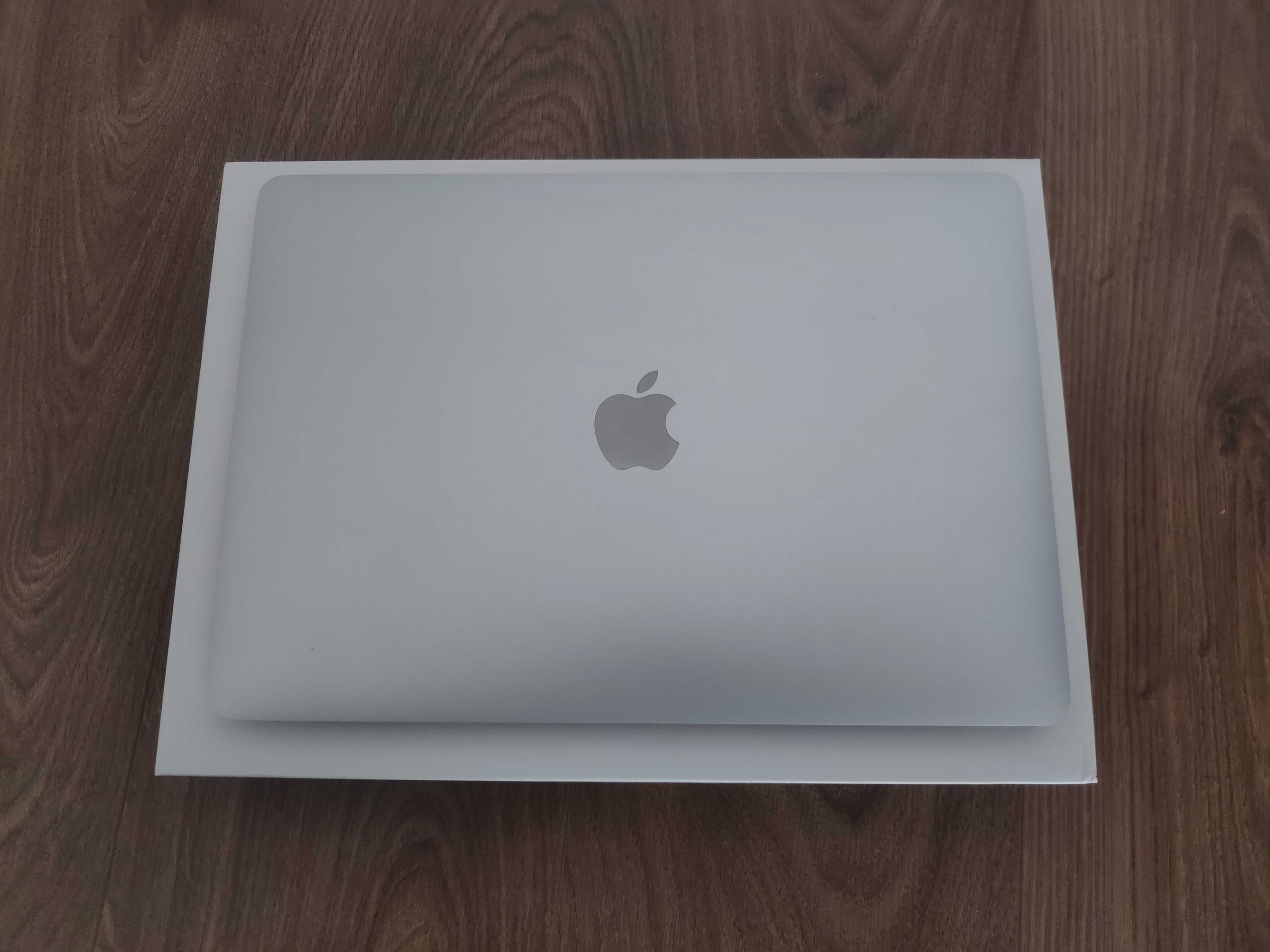 OPORTUNIDADE MacBook Pro 13'', 2020, i7-2,3GHz, 16GB, 512GB SSD. Prat
