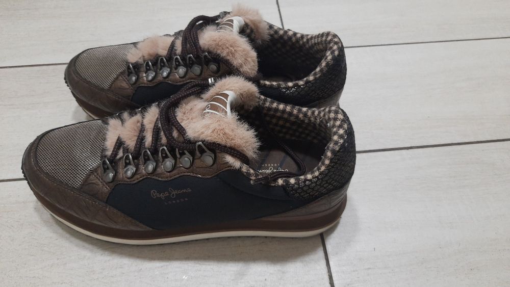 Кросівки жіночі Pepe Jeans London