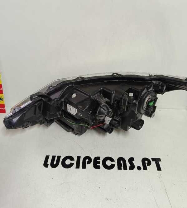 Otica Direita Nissan Qashqai II (13->)