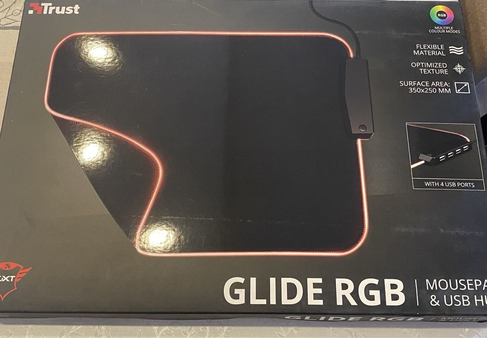 Podkładka komputerowa Trust GXT 756 RGB USB dla graczy