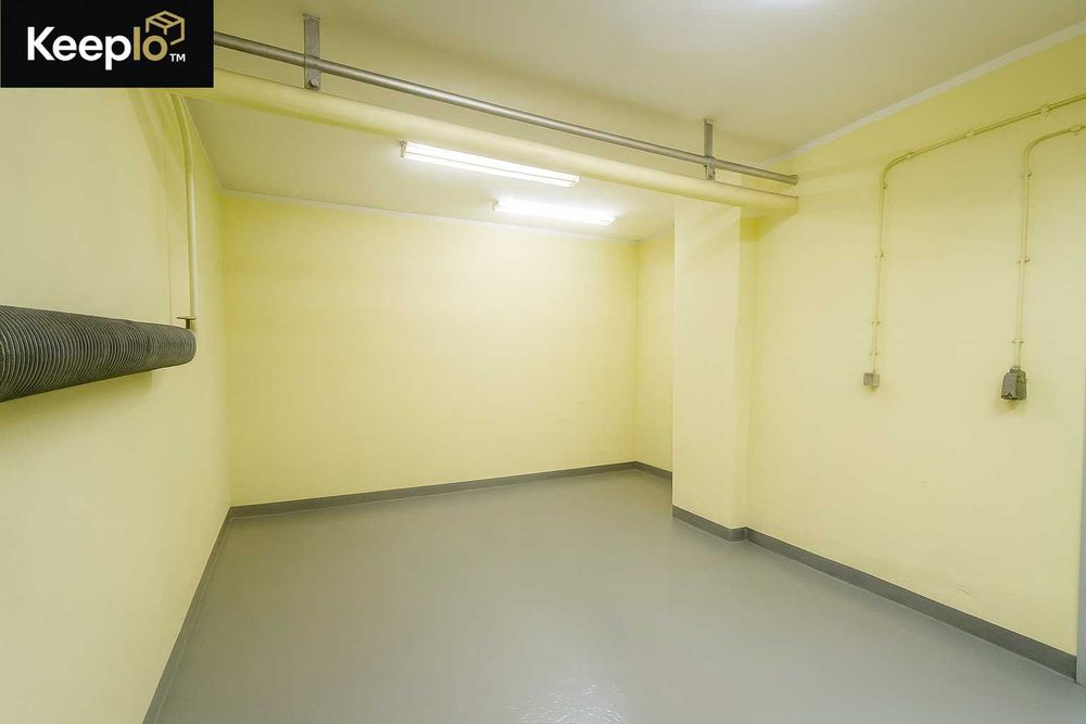 Magazyn z dostępem 24/7 - Sosnowiec, Pogoń. Bezpiecznie z Keeplo™.