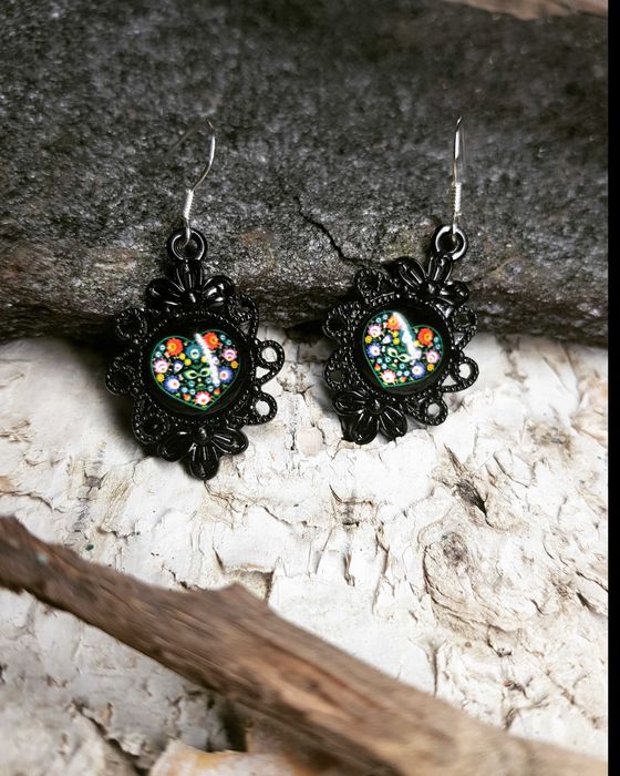 Eleganckie kolczyki serduszka. Nowe handmade