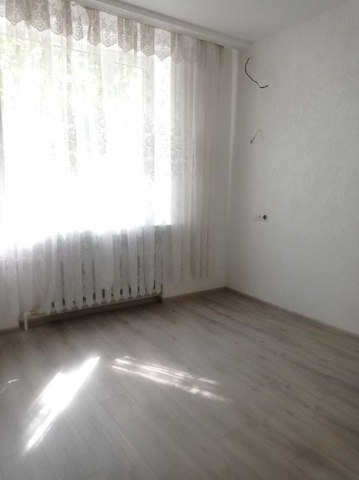+Продам 2 ком. квартиру ул.Поточная 45000 дол.