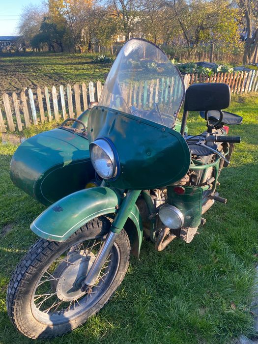 Мотоцикл 750. кубів . савецкий .