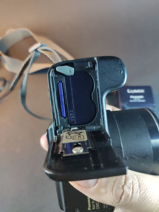 Фотокамера Panasonic LUMIX DMC FZ8 фотоапарат Leica