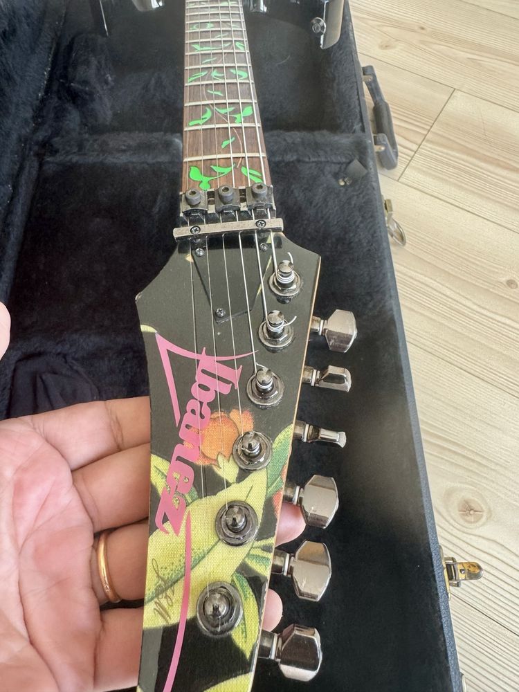 Ibanez JEM 77FP (1990) – Original com Case