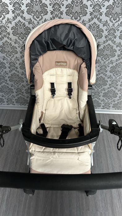 Прогулянкова коляска PegPego Uno