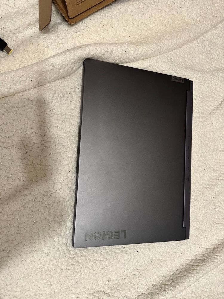 Lenovo Legion Slim 5 16IRH8 – jak nowy