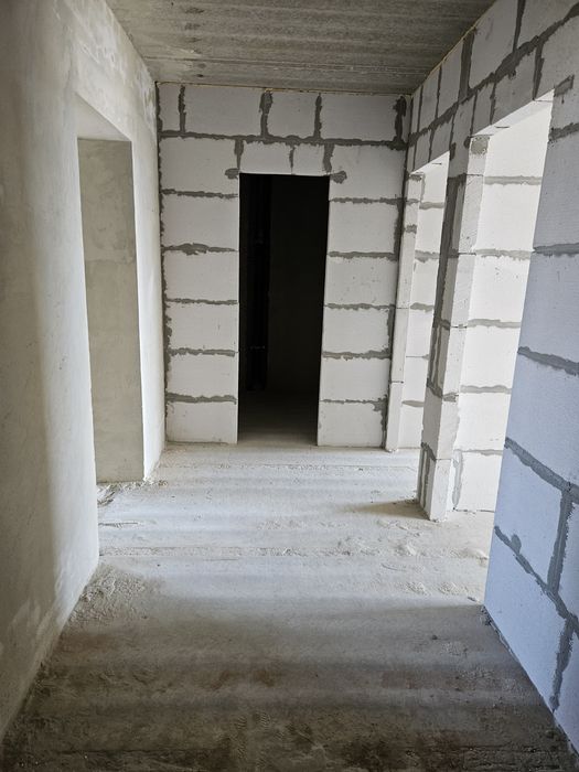 Здана 2кім.квартира в ЖК Містечко Центральне. 8поверх!