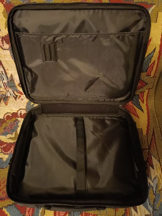 Сумка для ноутбука 365х275мм. Hama.