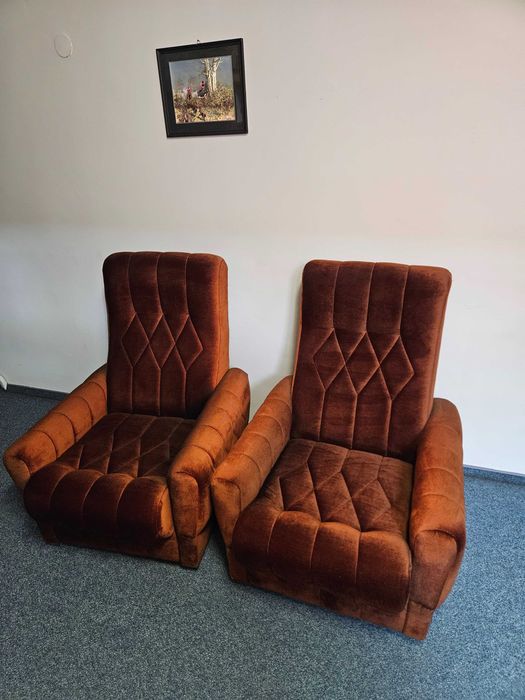 Zestaw wypoczynkowy kanapa+2 fotele+pufa