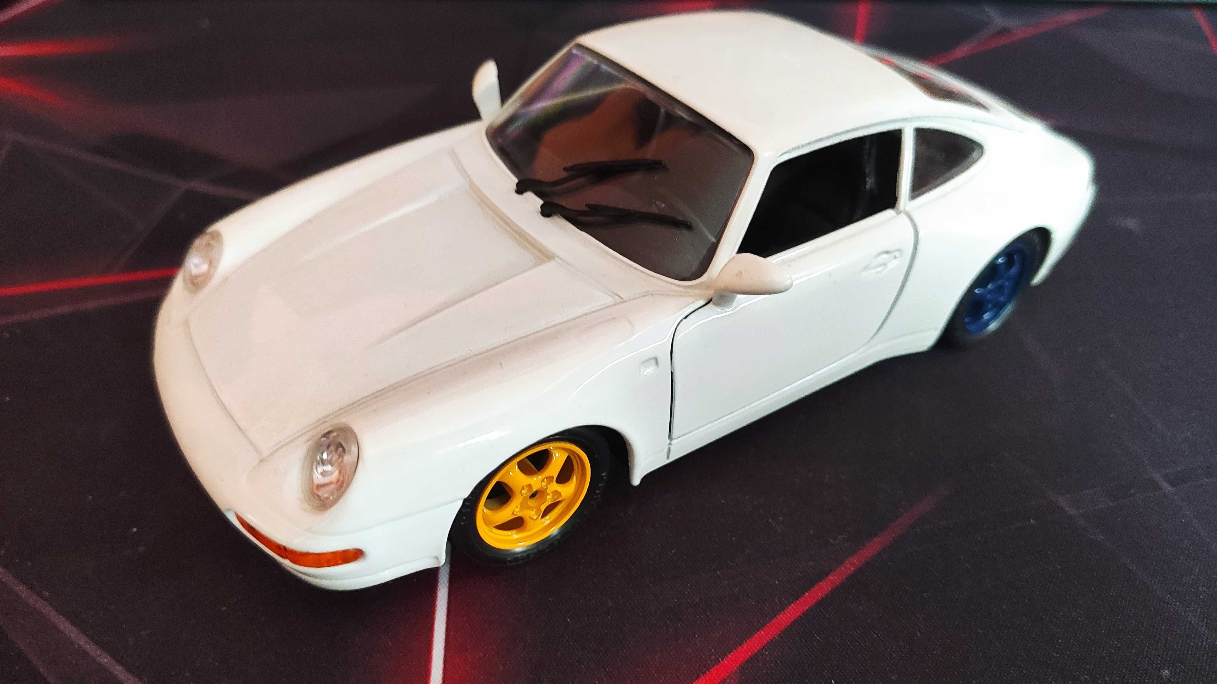 Bburago Porsche 911 Carrera 1993 1/24