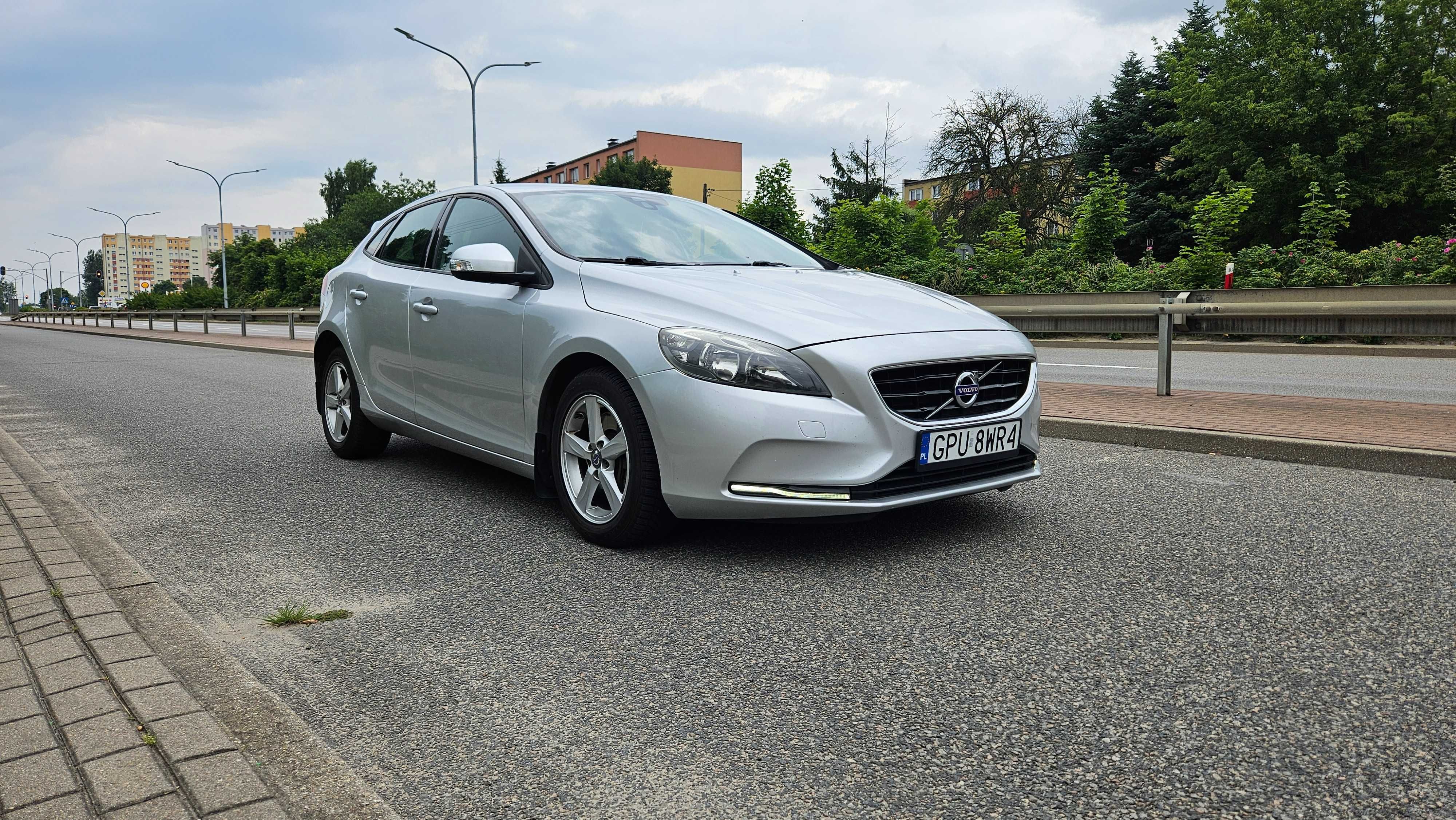 Volvo V40 2.0D 150KM D3 / Klima / Zadbany
