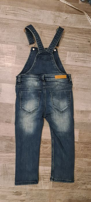 Ogrodniczki spodnie na szelkach z miękkiego jeansu z koronką KappAhl