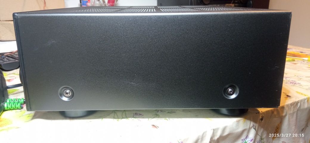 Amplituner stereo Yamaha R-S300