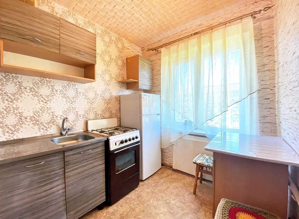 1 кім в багатоповерхівці 12 КВАРТАЛ (698396)