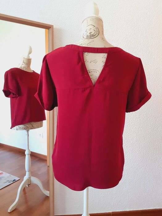 Blusa vermelha Bershka