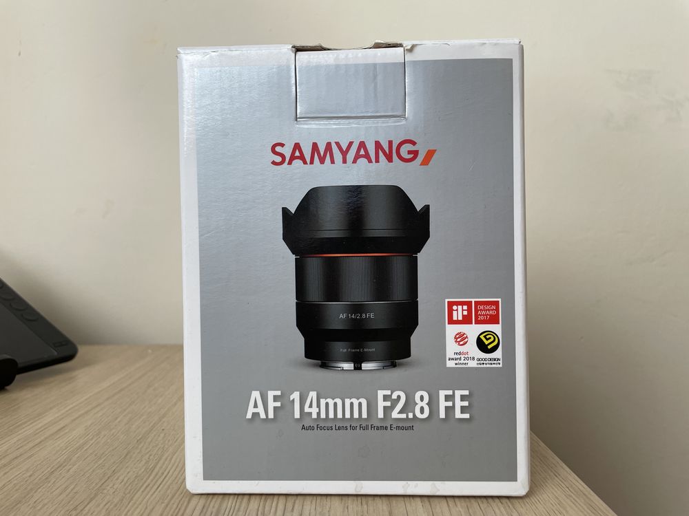 Samyang 14mm 2.8 Fe, mount-e świetny do Wnętrz