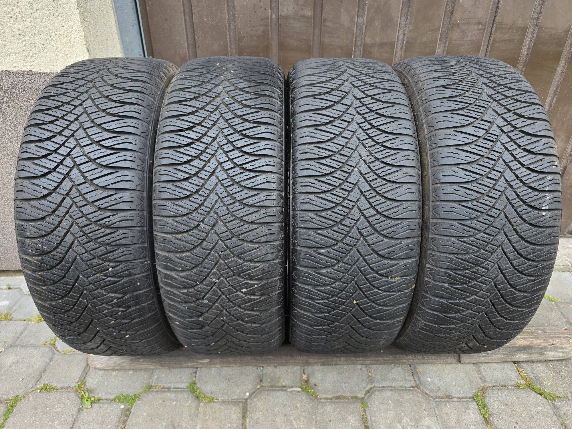 Felgi z oponami 205/45R16 Peugeot 206 4x108 Partner 207 C2 C3 Berlingo