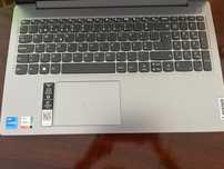 Portátil Lenovo idea pad 3 (15”) (vem com carregador)