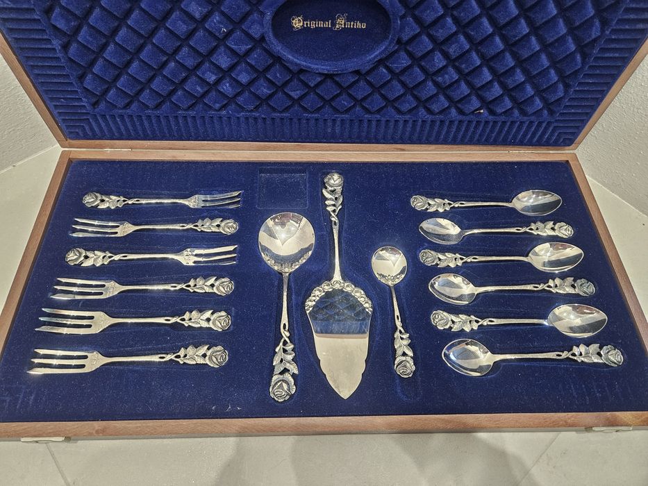 Sprzedam sztućce Antiko 100