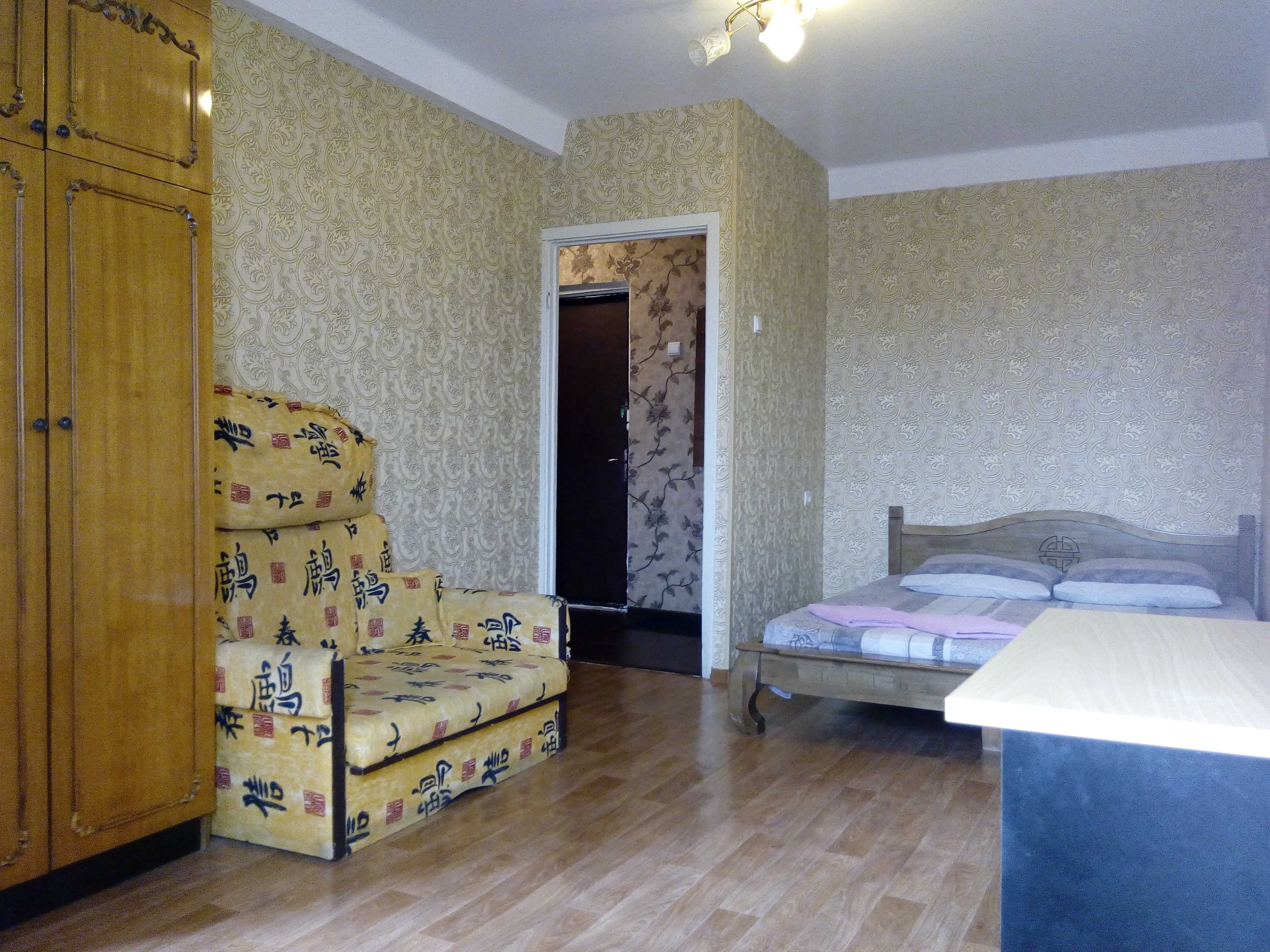 Оболонь.  ТЦ "OASIS" 1-хв.  "Героїв Дніпра" Оболонський проспект-43.