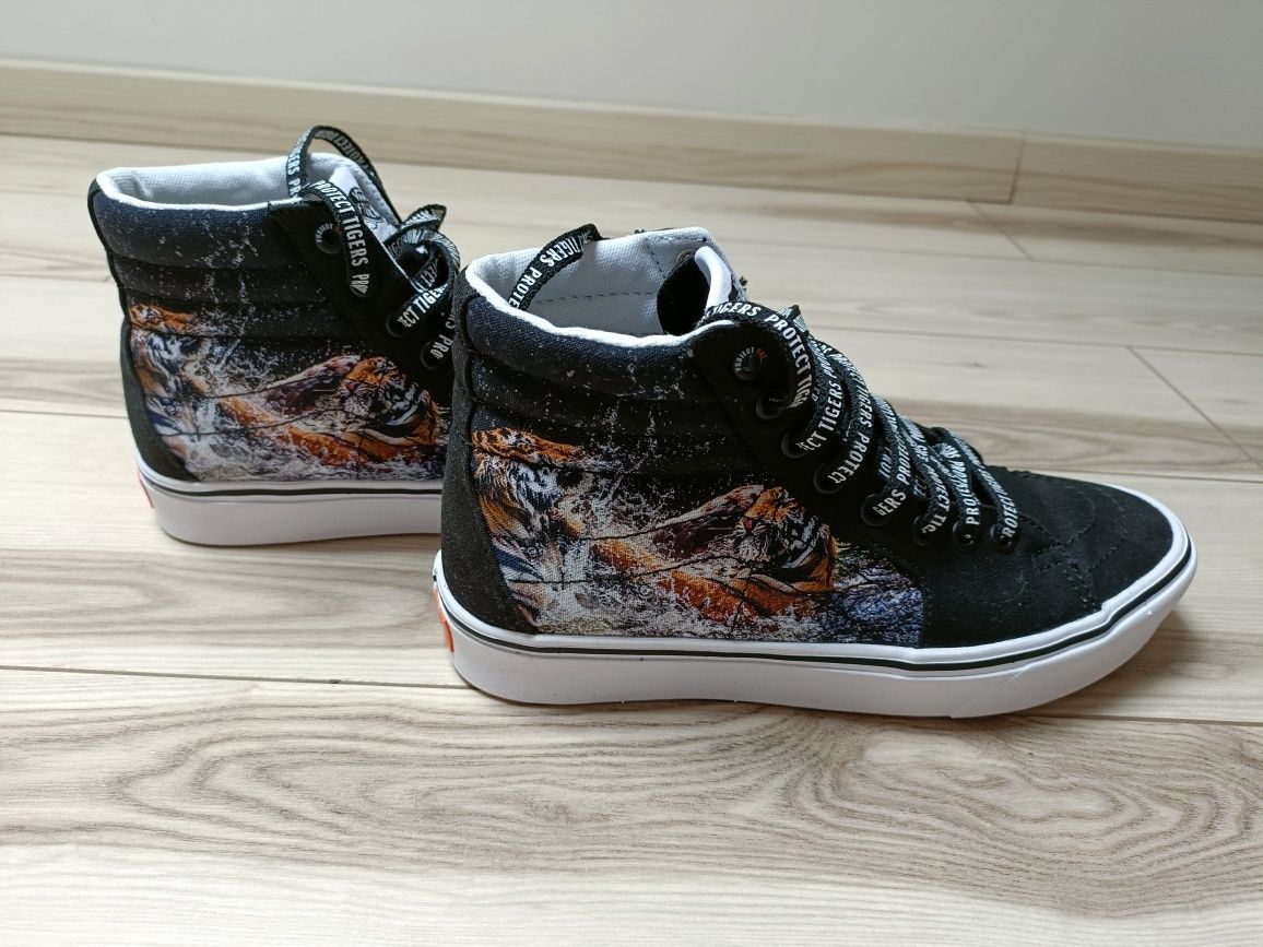 Vans Trampki x Project CAT