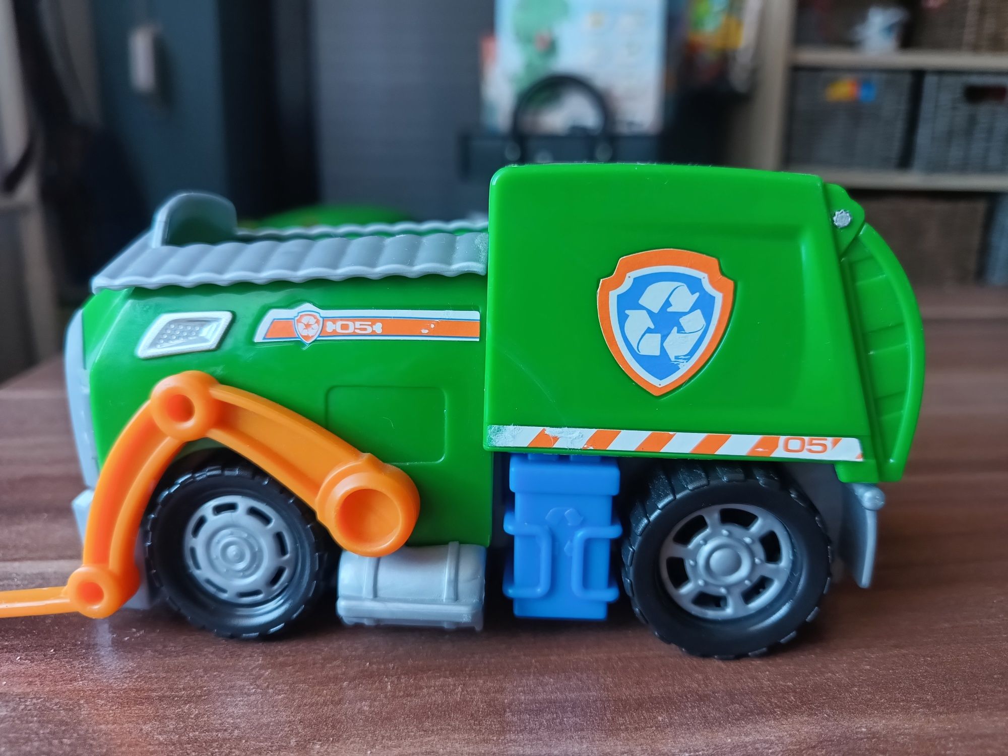 Psi Patrol - Rocky ze śmieciarką