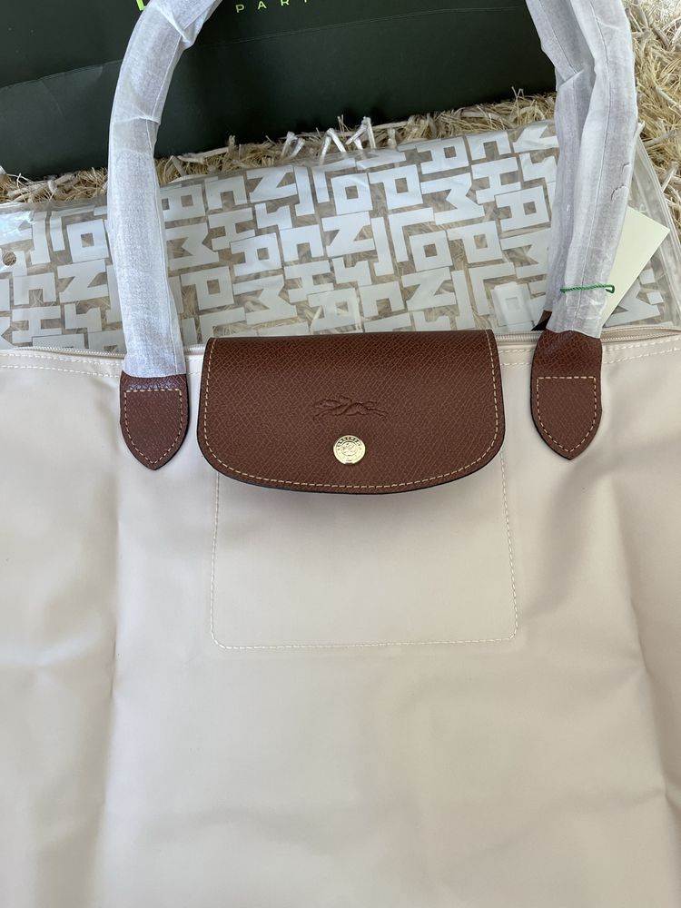 longchamp bege tamanho: L