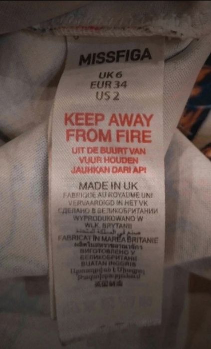 Piękna sukienka z rozcięciem na nogę marka Missfiga rozmiar XS 34