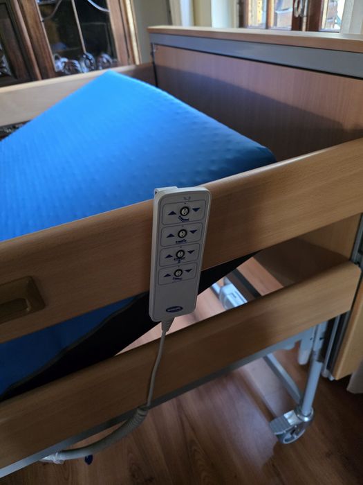 Cama eléctrica articulada