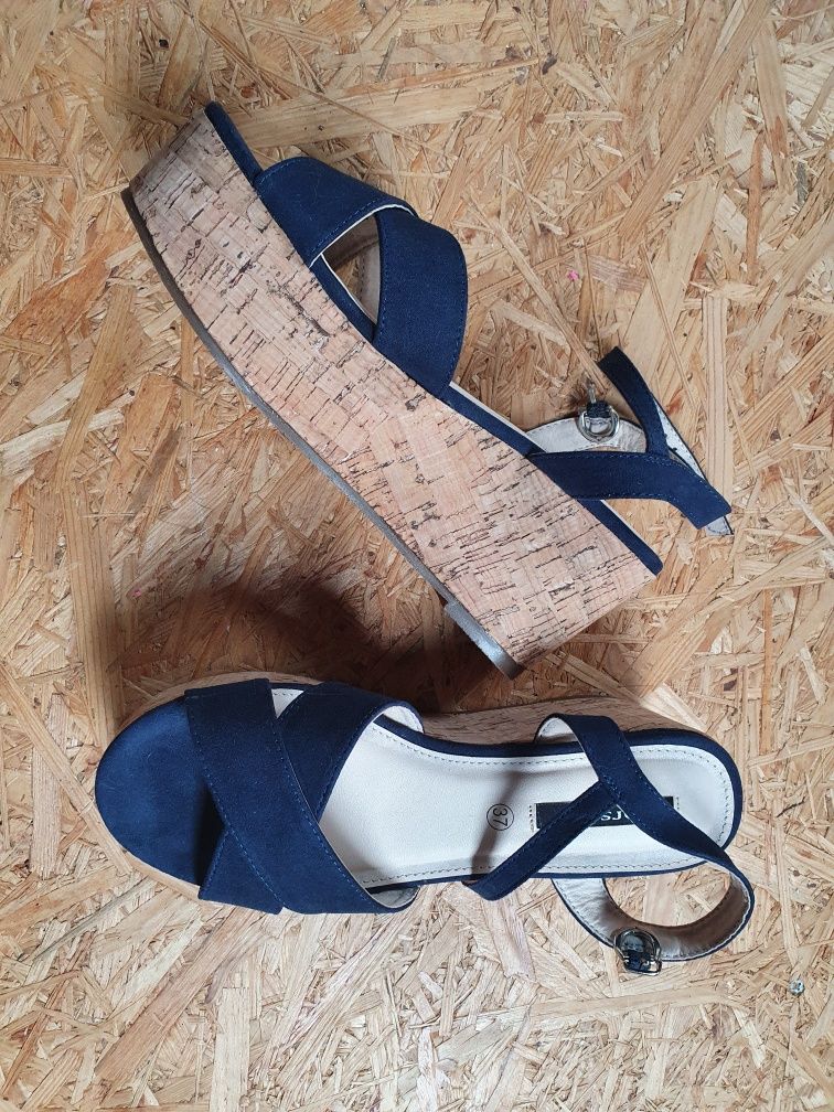 Nowe sandały Orsay