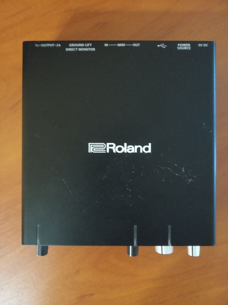 Звукова карта Roland Rubix 22 з кабелями