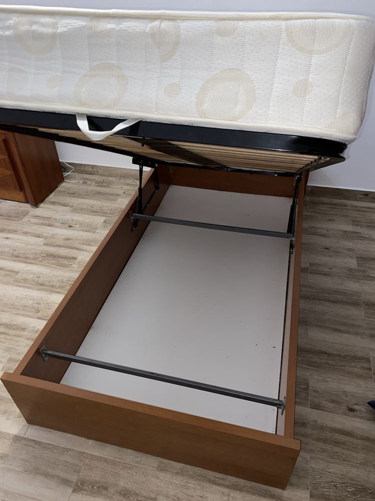 Cama solteiro + colchão  100cm x 200cm